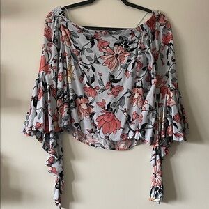 En Creme|Floral Off-Shoulder Top|Small|EUC